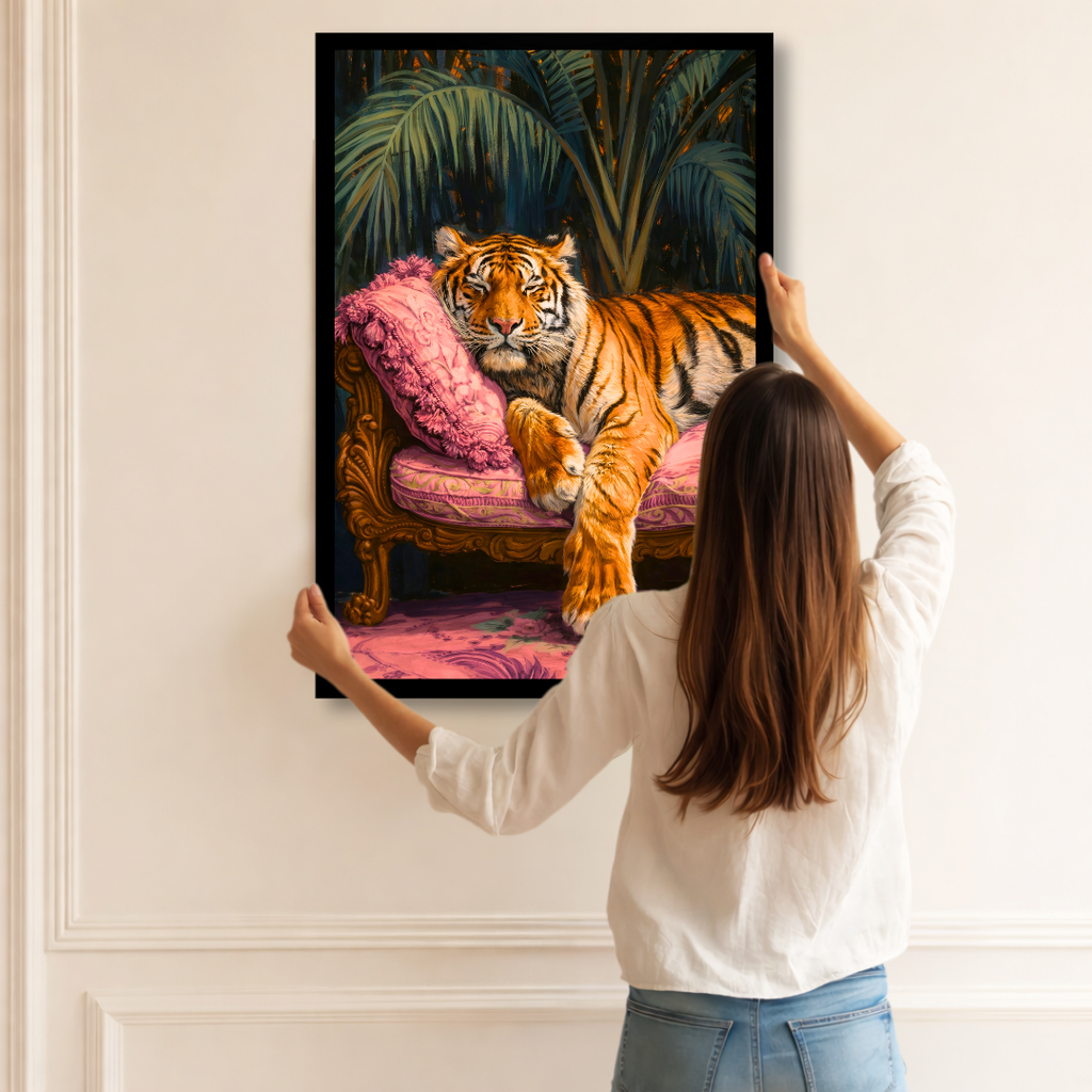 Regal Tiger Lounge